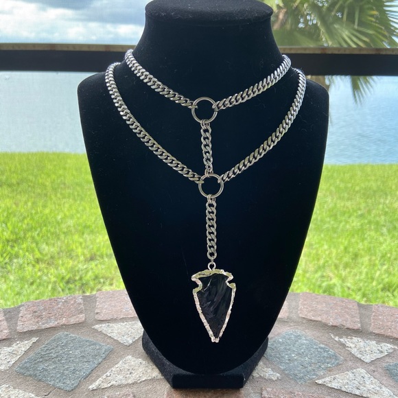 Thick stainless steel chocker obsidian arrow charm - Picture 10 of 13